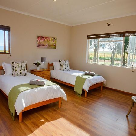 Oorvloed Guesthouse سويلندام المظهر الخارجي الصورة