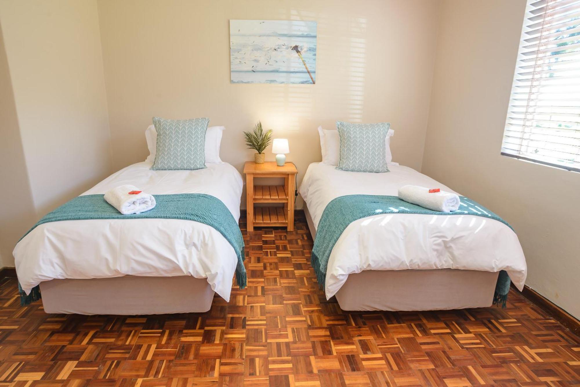 Oorvloed Guesthouse سويلندام المظهر الخارجي الصورة
