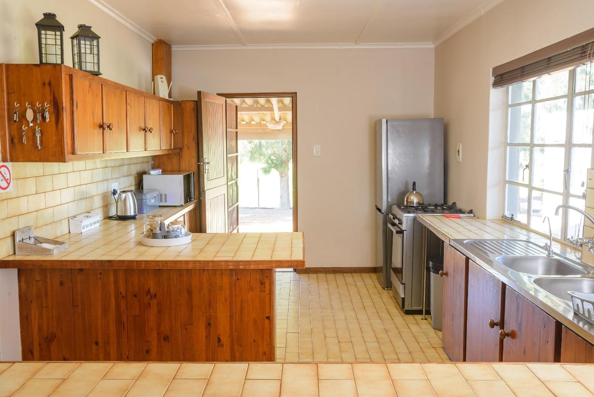 Oorvloed Guesthouse سويلندام المظهر الخارجي الصورة